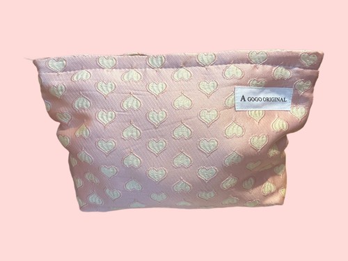 Beautiful pink cream heart - &,