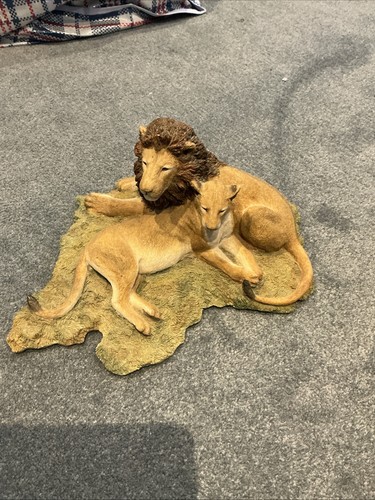 Sherratt simpson large lion - &,