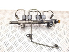 Nissan Navara injection rail with pipe work 175205X00A D40 2.5 DCI 2014