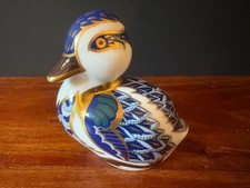 Royal Crown Derby Sitting