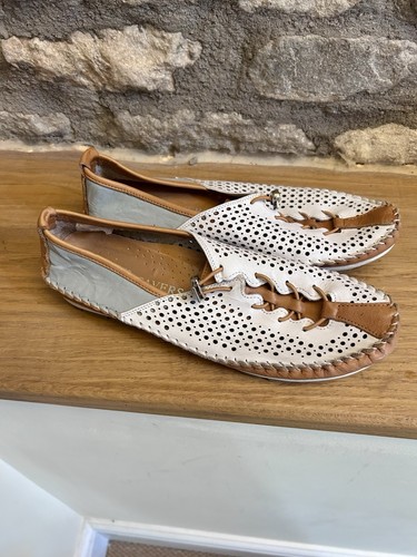 Pavers leather lace stitch - up,