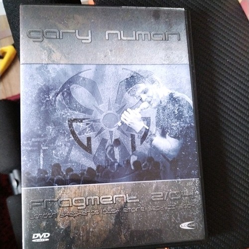 Gary numan fragment 04 - gary, 2/04