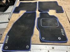 CORSA D VXR BLACK & BLUE FRONT