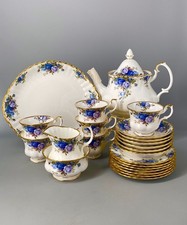 Royal Albert Moonlight Rose