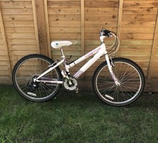 White 24” Raleigh Krush Bike