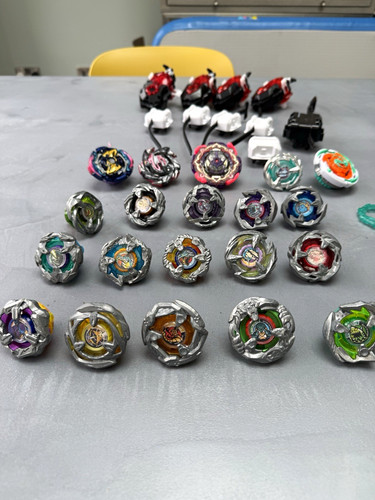 Beyblade burst spinning tops - spinning,