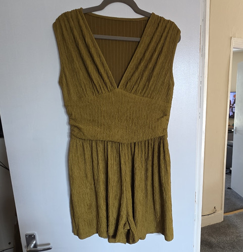 Tiktok women s khaki - tiktok, v&t