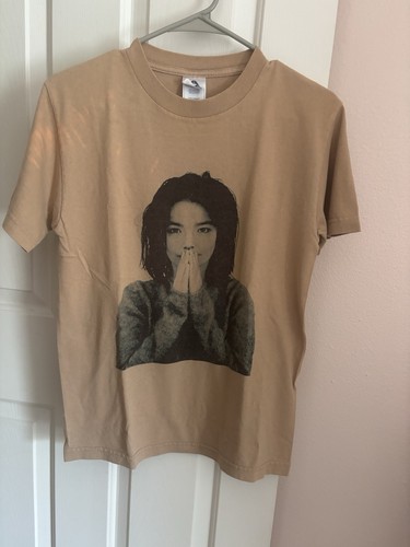 Used bjork 90s shirt s - bjork, t-shirt