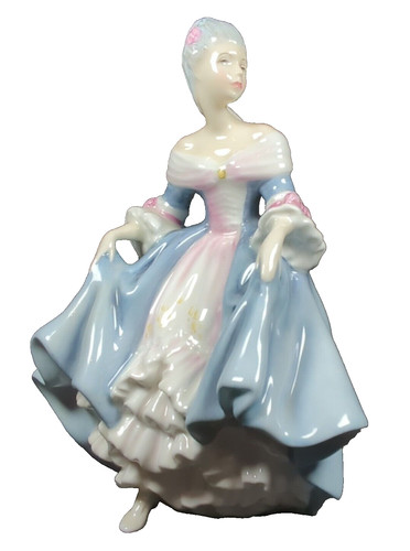 Royal doulton figurine - doulton,