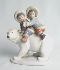 Lladro Figurine Eskimo Inuit