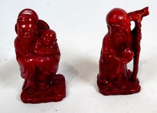 Red Resin 2 Men Chinese