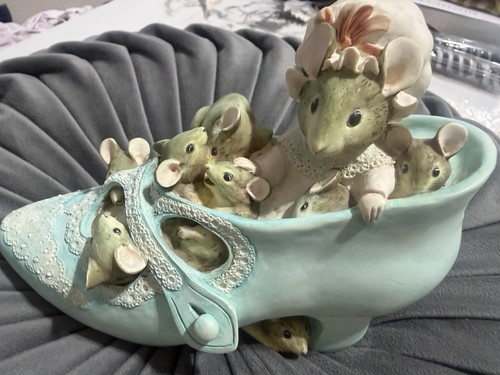 Mrs tittlemouse mouse - mrs, &