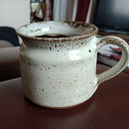 Studio pottery rich cream - rich,