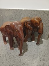 A PAIR OF VINTAGE HAND CARVED