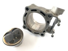 Honda CRF 450 R [2003] - Cylinder with piston