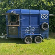 Vintage Dual Axle Horsebox Food Trailer | Retro Mobile Catering Kitchen Unit