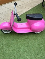 Ambosstoys Primo Pink Scooter.