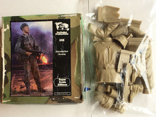 1 x VERLINDEN. WWII GERMAN UNTERSCHARFUFRER WAFFEN SS, NORMANDY. 200mm SOLDIER