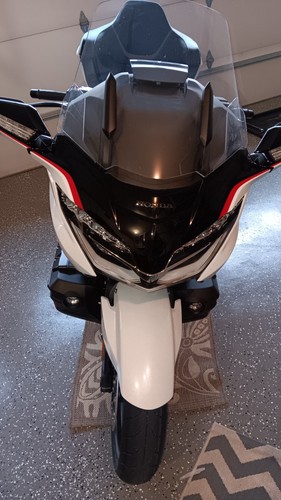 2024 honda gl1800 - honda,