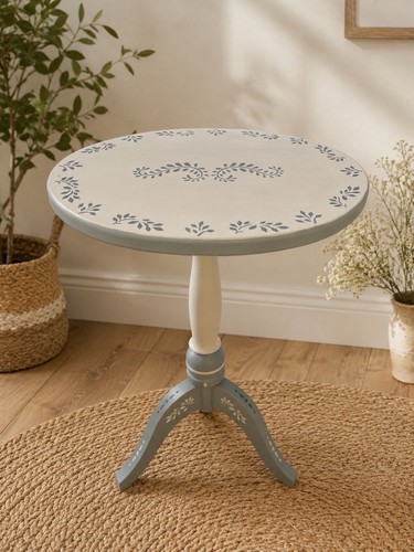 Vintage small hardwood - vintage,