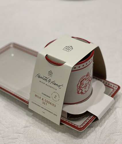 2023 waving santa hearth - hearth, hand