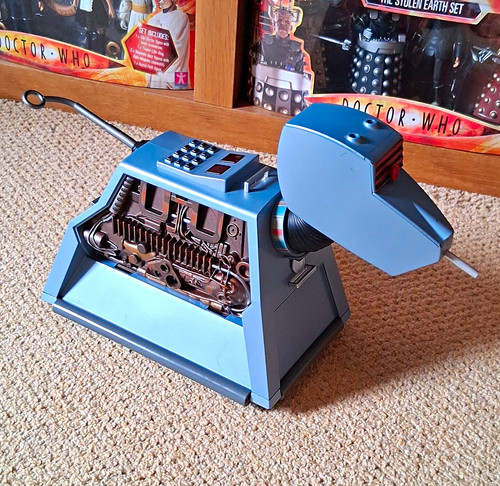 Doctor who rc remote - k-9,