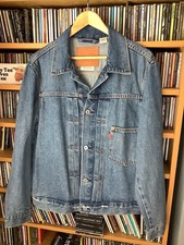 LEVIS Type 1 TRUCKER JACKET size Medium Blue denim Big E , Cinch Belt.