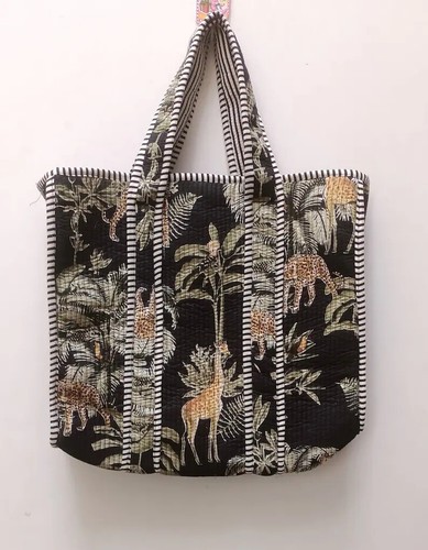 Indian black animal giraffe - indian,