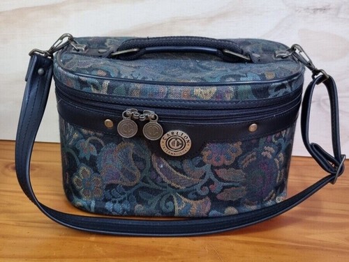 Vintage carlton make - up, bag