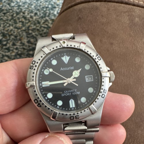 Accurist quartz sport 100m - sport,