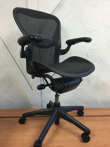 Black herman miller aeron - aeron,