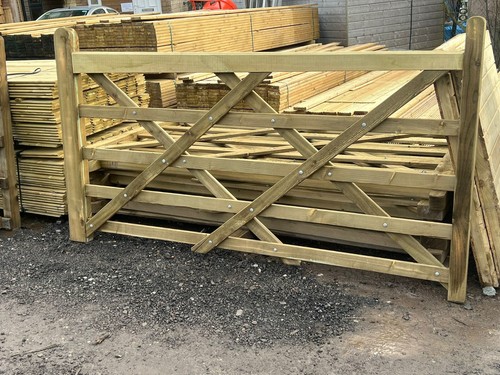 Foot timber field gate - 8,