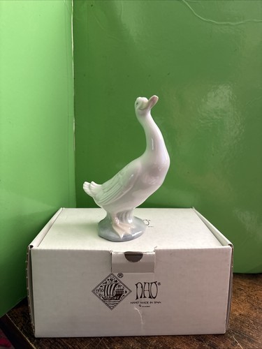 Lladro vintage nao ornament - vintage,