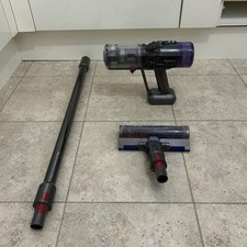 Dyson Micro 1.5kg Cordless Vacuum Cleaner Lightweight - Needs a new battery.