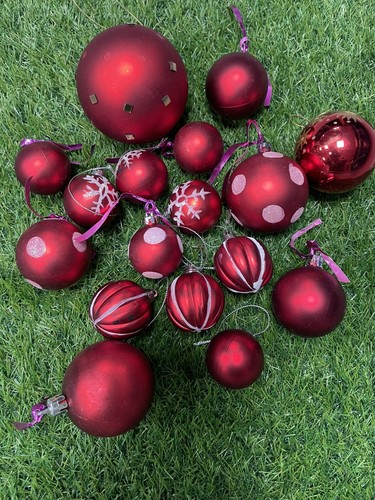 Red vintage festive - 17,