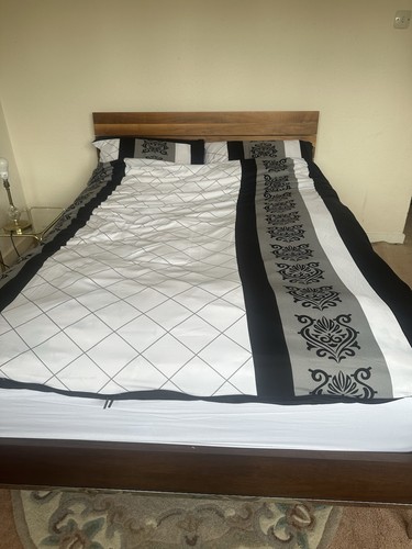 Queen size wooden - size, frame