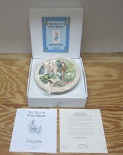 Davenport Pottery Beatrix Potter The Tale Of Peter Rabbit 3D Wall Plate #1264A