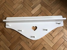 Cream / Ivory Heart Shelf