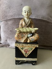Buddha Praying Ceramic Statue