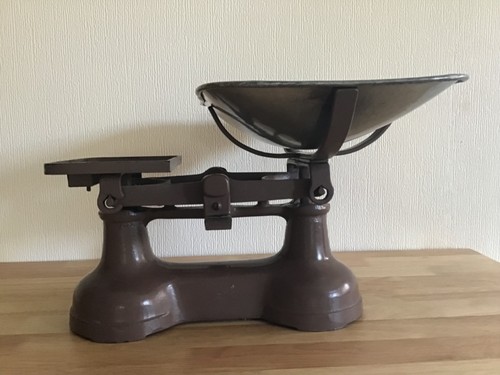 Vintage metal balance weighing - metal,
