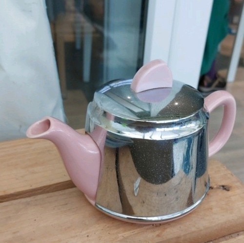 Pink art deco pint teapot - 1,