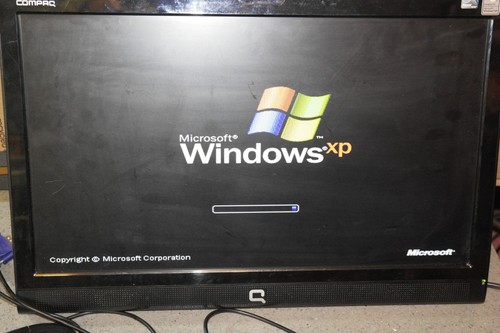 Compaq sg2 110uk - hp, xp
