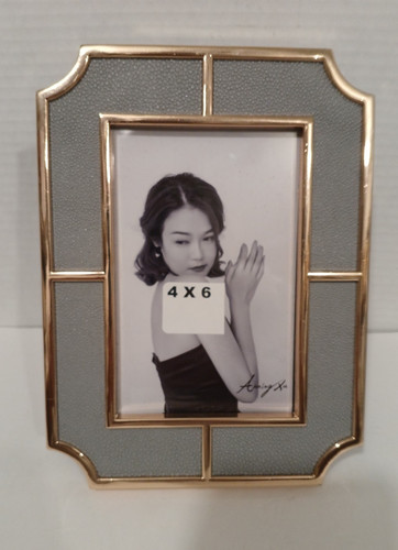Rose gold 4x6 picture frame - picture,
