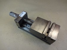 Toolmakers vice 3" jaws opens