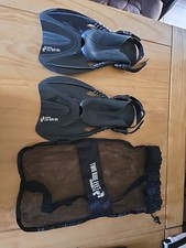 Two Bare Feet Black Short Snorkel Fins Small With Adjustable Strap