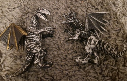 Dinosaur figures - 2,