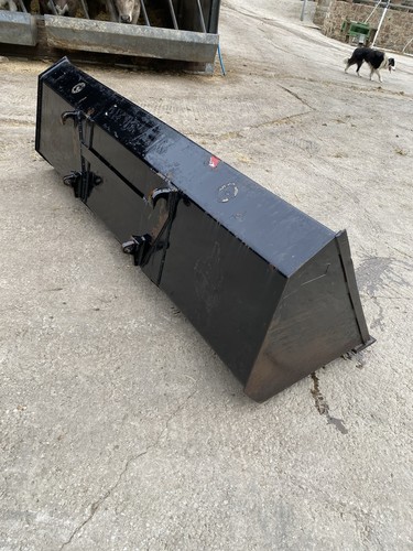 Tractor front loader bucket - tractor,