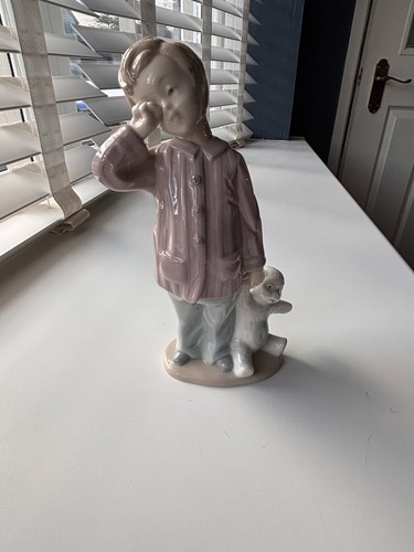 Nao lladro 1139 - nao, sleepy