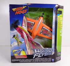 Air Hogs Wind Flyers Hand Launched Free Flyer with Quick Charger ( Damaged Box )