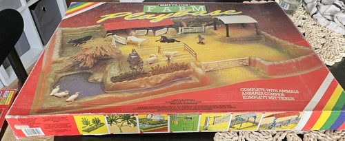 Britains farm play - farm, base